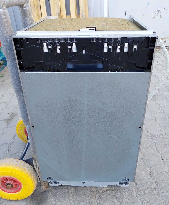 Вмонтована посудомийна машина 45см Бош Bosch SPV69T00EU три лотки б/у