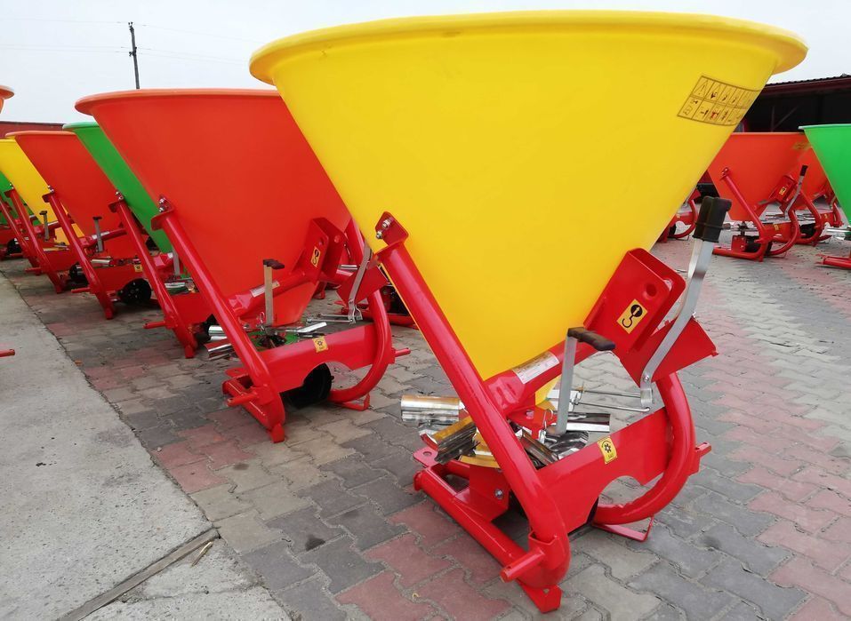 PROMOCJA-Rozsiewacz nawozu STRUMYK lej lejek kwasówka-DOSTARCZAM