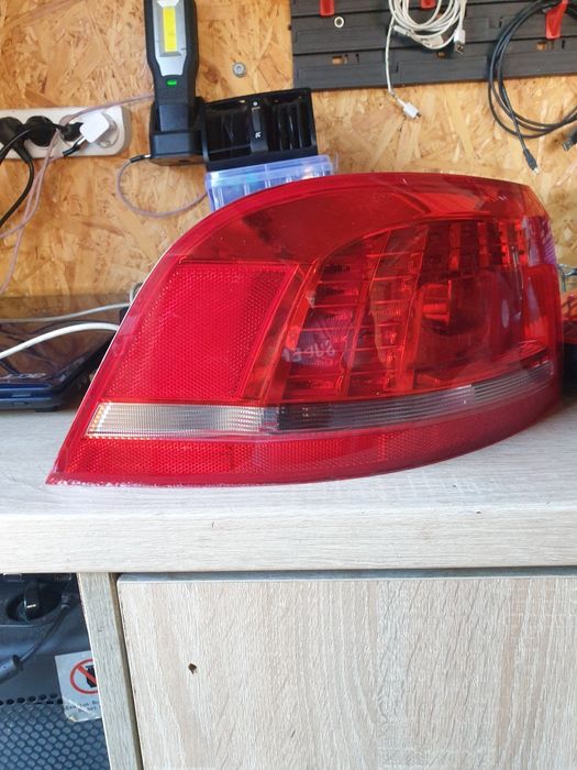 Passat b7 kombi  Eu  lampy tył led komplet