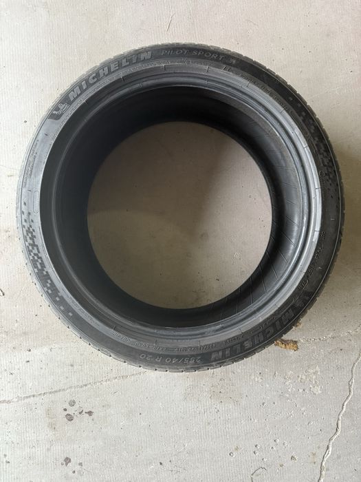 Michelin pilot sport ev 255 40 r20