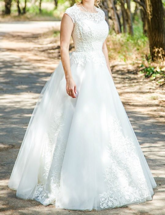 Свадебное платье, цвет айвори