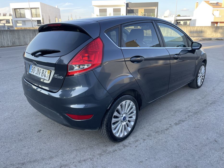 Ford Fiesta 1.4 TDCi TITANIUM foto 4