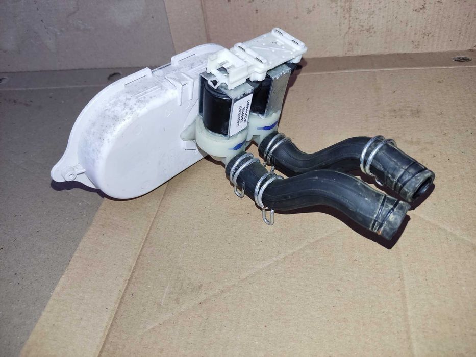 Клапан подачи воды в сборе 33490139 Whirlpool AWS61212