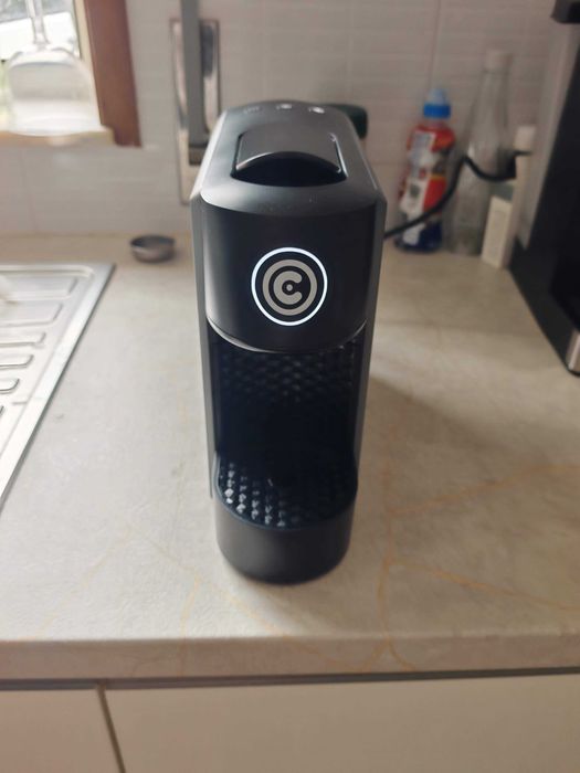 Máquina de Café Cápsulas continente , modelo Grazie