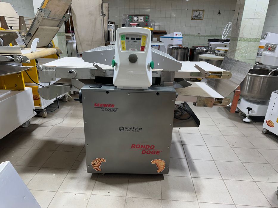 Тестораскатка автомат для багетов слойки и рогаликов Seewer Rondo Doge
