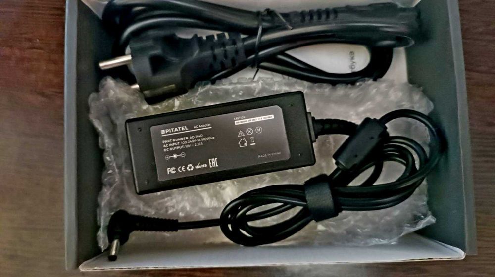 Блоки питания Pitatel AD  для ноутбуков