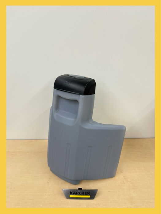 Zbiornik Pojemnik na wode detergent odkurzacz karcher Se 4001 Se 4002