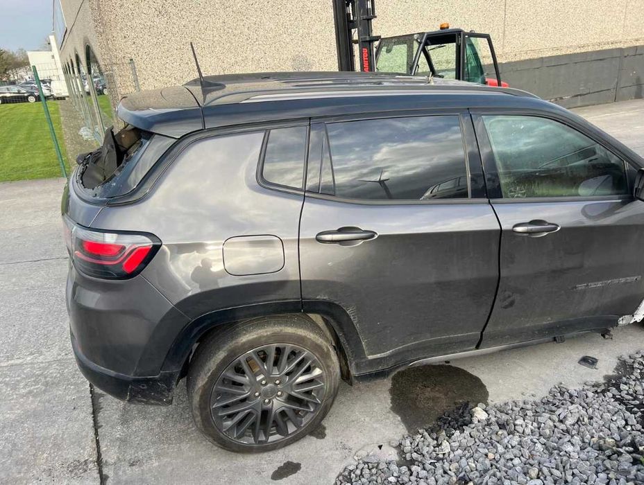 Розборка Jeep Джип запчастини б/у нові Grand Cherokee Compass Renegade Wrangler Gladiator Avenger Cherokee Wagoneer S Meridian шрот розбірка б/у