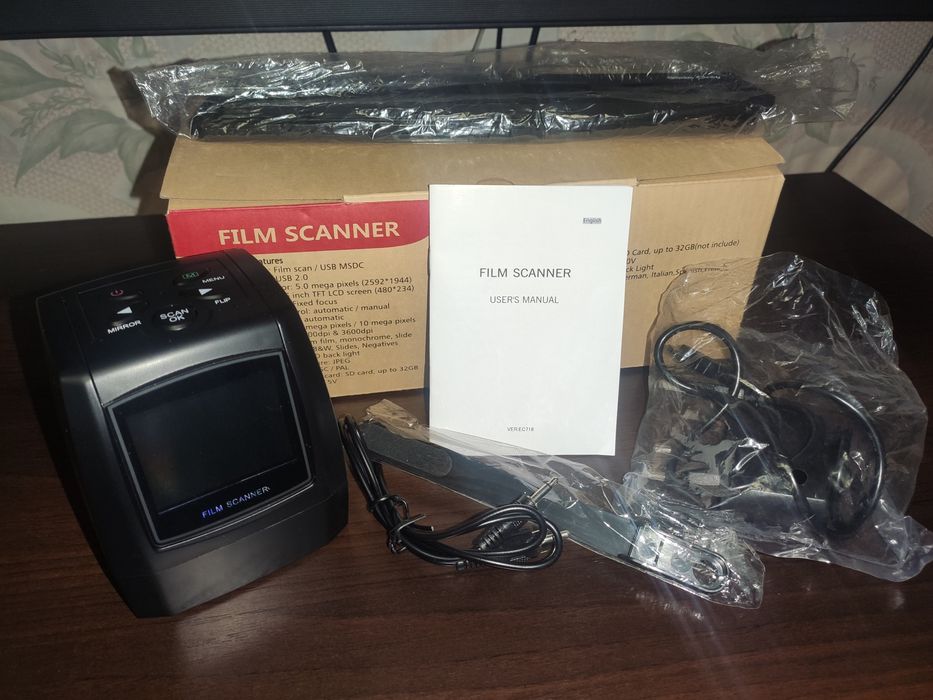 Сканер для фотопленкки и слайдов 35мм 135 негативов Слайд-сканерс c ЖК