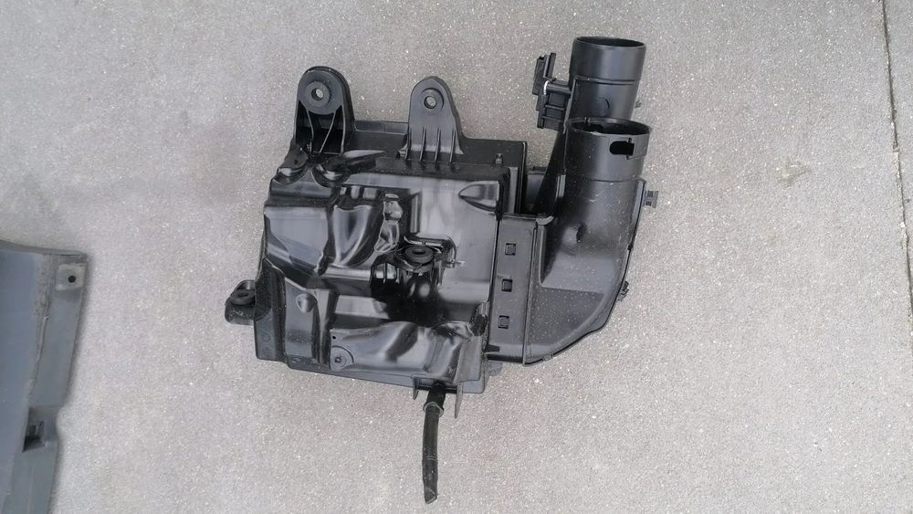 Caixa do Filtro do Ar Citroen C3 Aircross 1.5Bluehdi 2024 em Stock