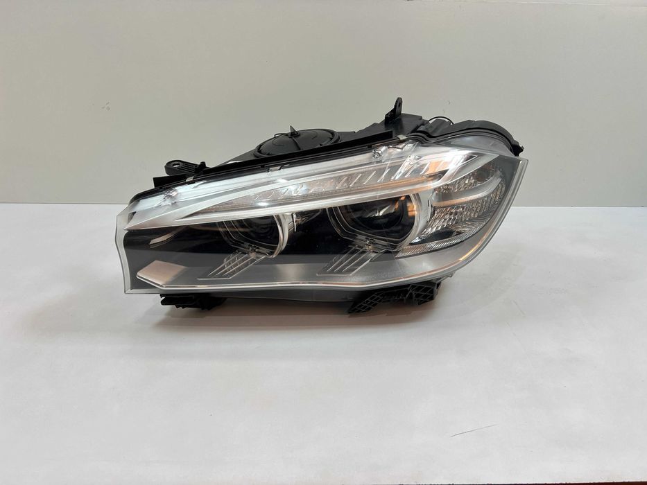 Передние фары BMW X5 F15 F16 Фара ксенон левая правая Фари Х5 Ф15 Ф16