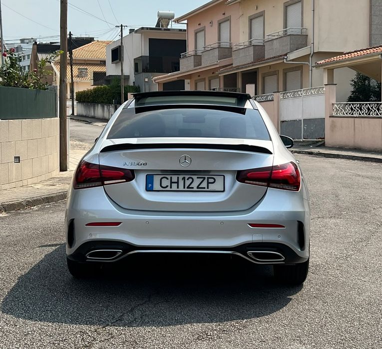 Mercedes-Benz A180 d Sedan AMG Line (Look A35) – Teto Panorâmico | Ecrã grande | Full Extras