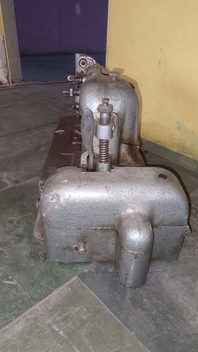 Пошивочная машина Minerva 811