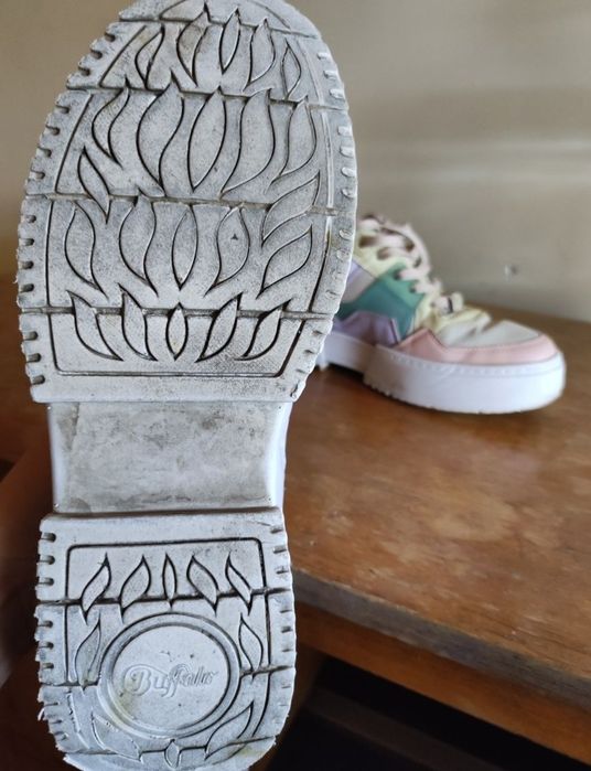 Sneakersy BuffaloLondon 36