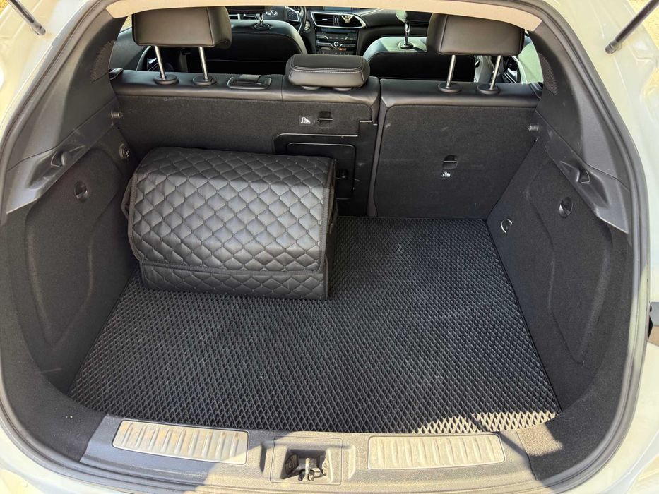 Продам Infiniti QX30