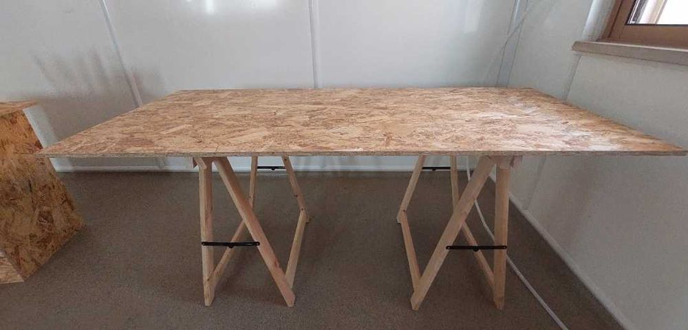 MESA ~ 195x90cm envernizado