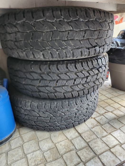 Pneus offroad 215/70 16 Cooper Discoverer A/T  3 sport