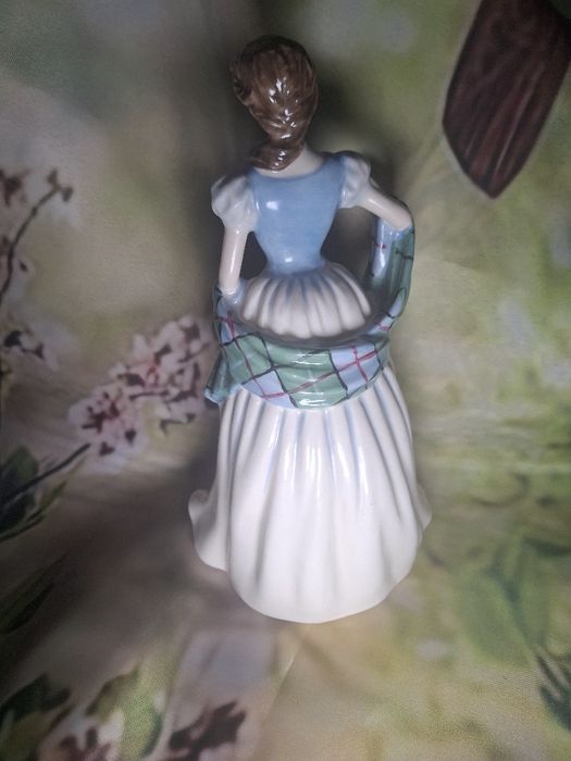 Royal Doulton Flower of Scotland