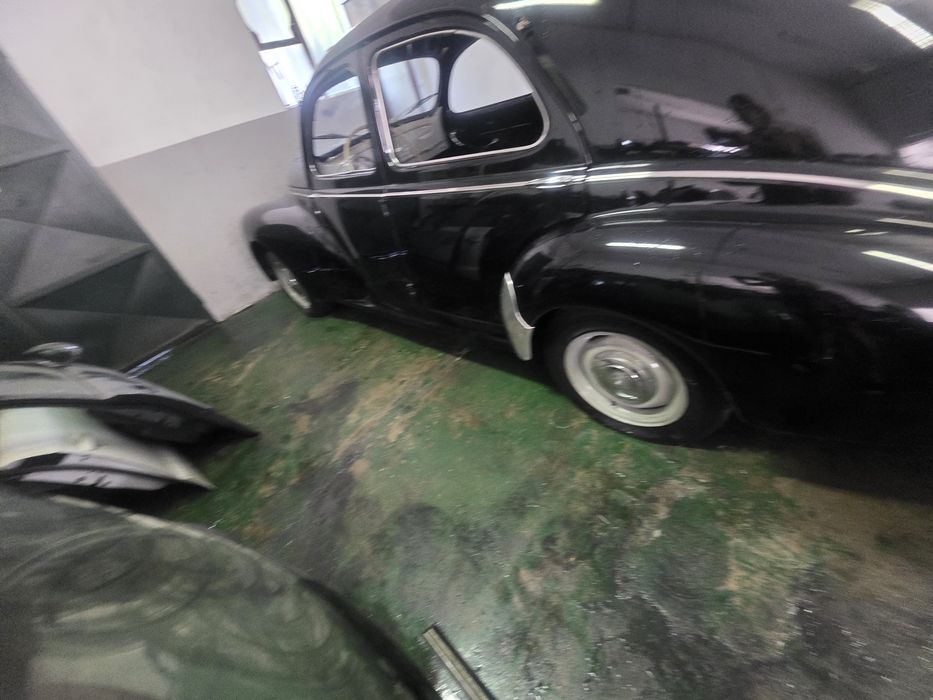 Peugeot  203, Ano de 1953