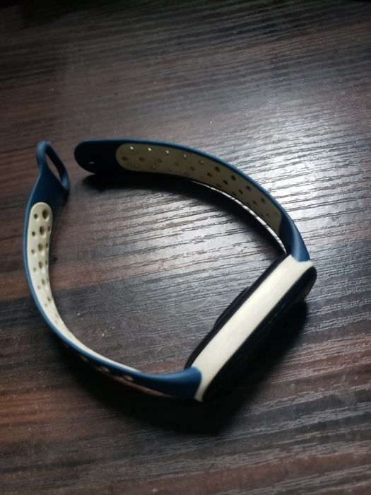 Mi band 5 і mi band 4