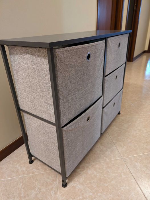 Mirror + storage cabinet + rugs64585351575938124