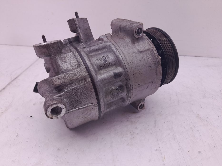 Compressor AC VOLKSWAGEN Polo (6R, 6C)