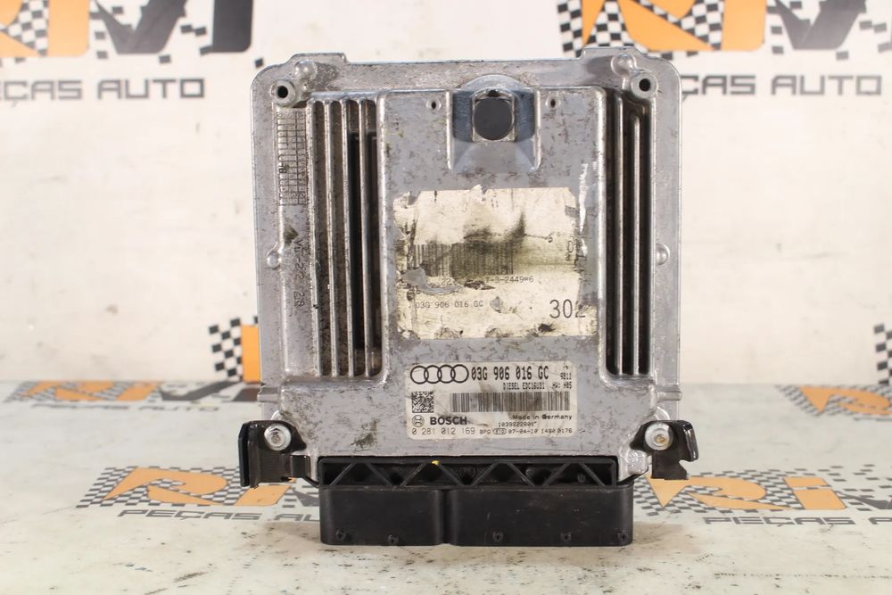 Centralina motor / ECU AUDI A6 (4F2, C6)