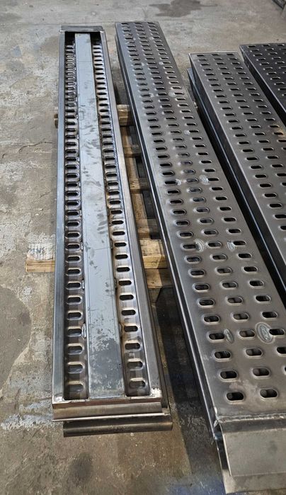 Najazd podjazd LOHR szeroki 40cm 3m laweta przyczepka PRODUCENT