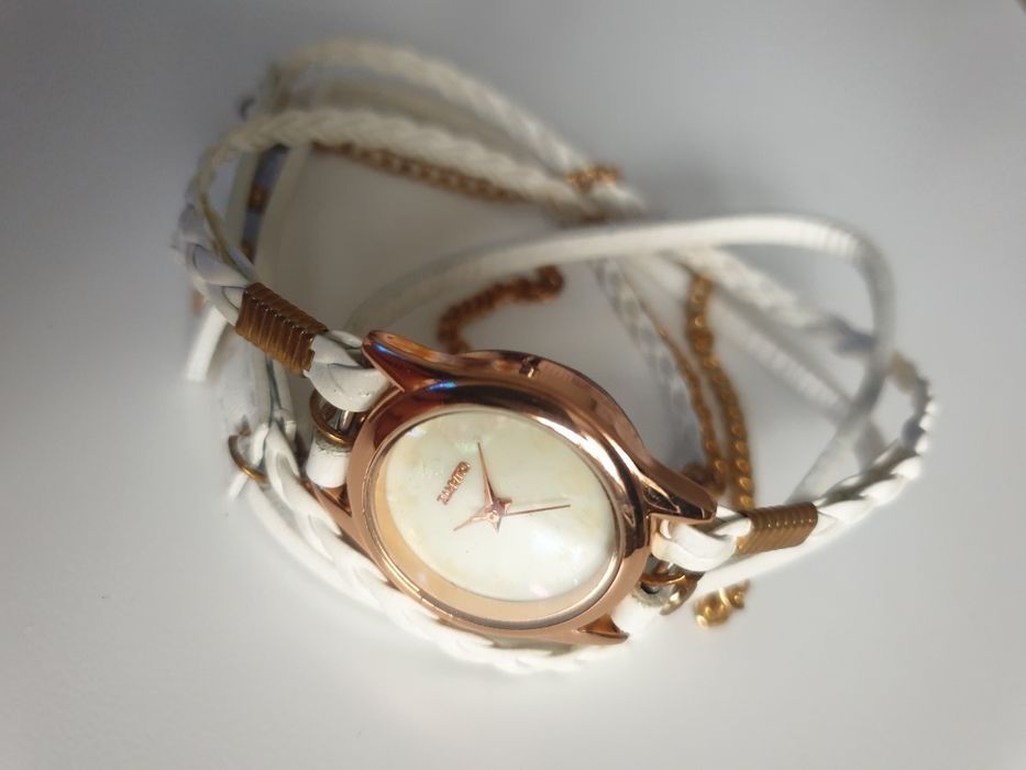 Nowy damski zegarek kwarcowy