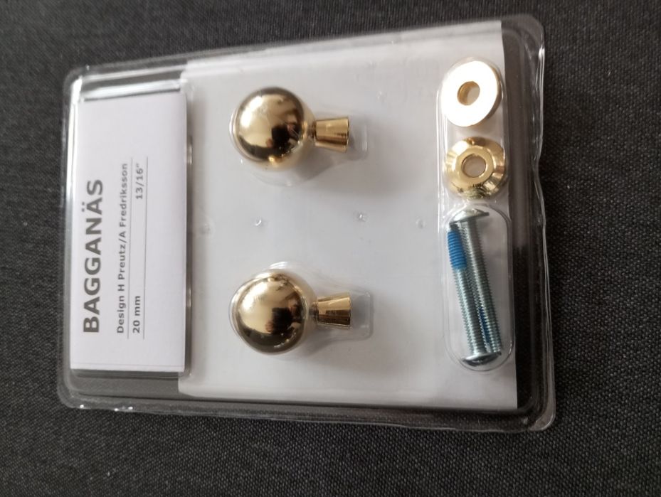 6 conjuntos de 2 puxadores Bagganas IKEA, Novos  
dourada