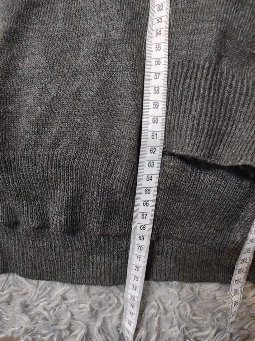 Lekki damski sweterek