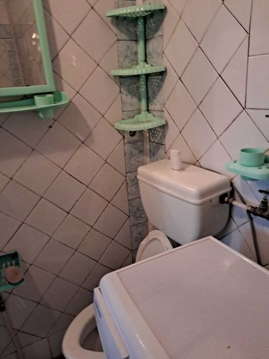 Продам 1/2 дома на Салтовке в районе парка Победы.