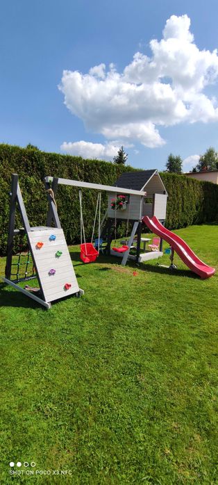 Drewniany plac zabaw, huśtawki, wspinaczka, zjeżdżalnia, domek, MONTAŻ