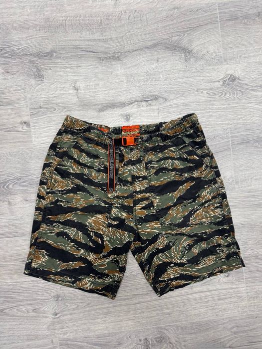 Шорти чоловічі superdry tiger sprite камуфляжні шорти