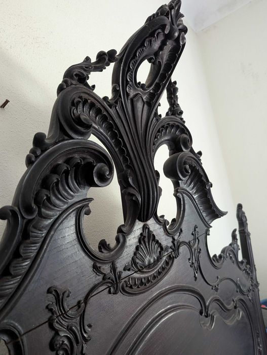 Conjunto de quarto antigo – inspiração estilo D. José / Rococó