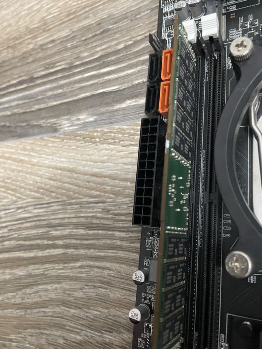 Плата,процесор,оперативна память