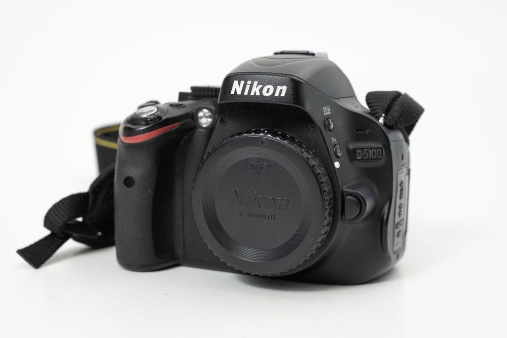 Aparat Nikon D5100