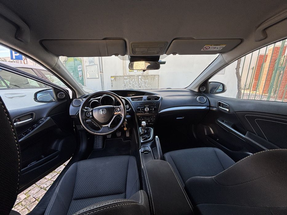 Honda Civic 1.4 I-VTEC Elegance 2016