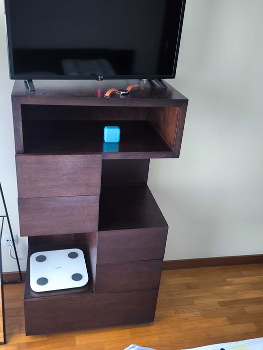 Armário de Televisão/Quarto com 4 gavetas