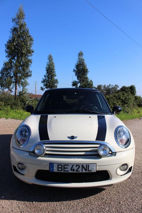 Mini Cooper D em excelente estado