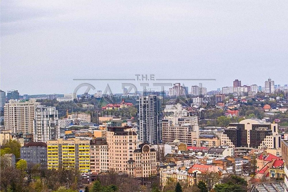 Оренда 3-кімнатної просторої квартири 134м2 по вул Б Хмельницького