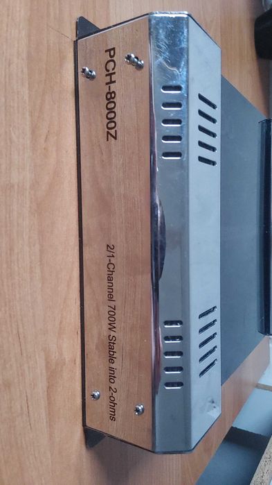 Wzmacniacz 700w subwoofer 400w