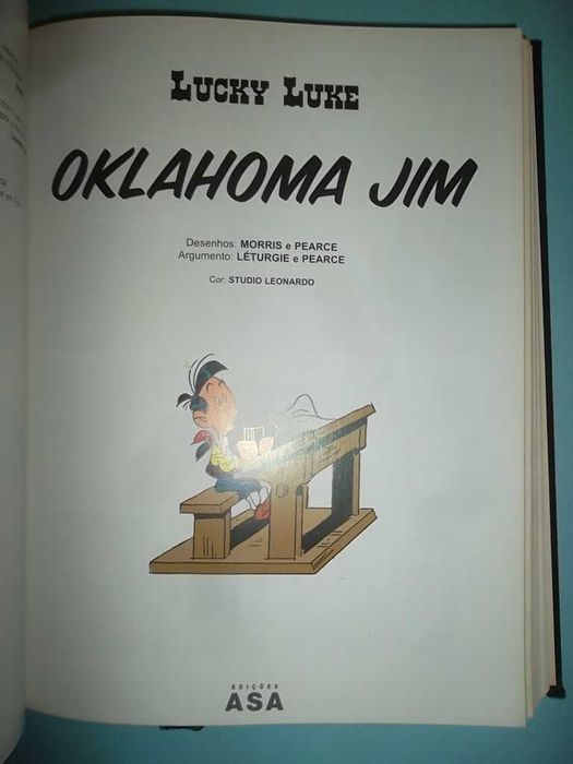 LUCKY LUKE e RANTANPLAN - Volume com 13 álbuns BD