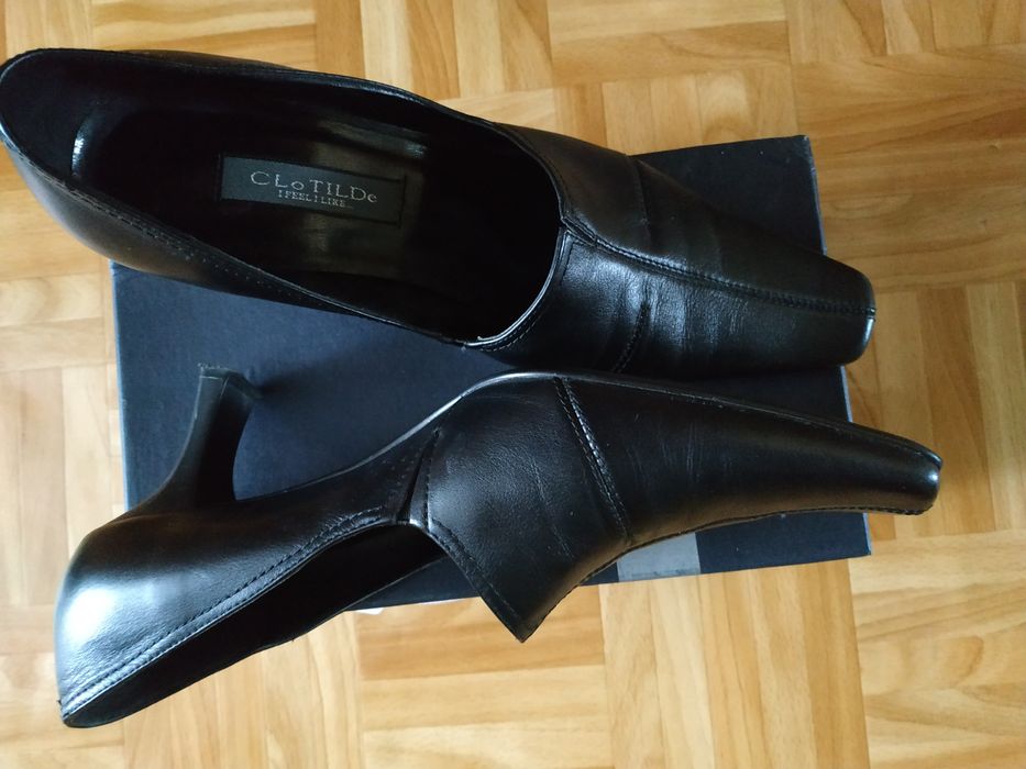 Туфли женские.      .