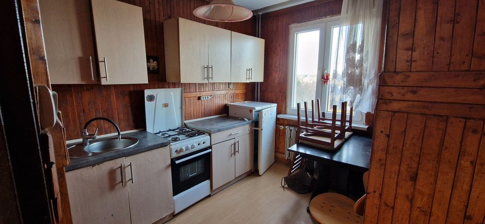 Przestronne 2 pok.  47m 3 piętro oś.Karpackie