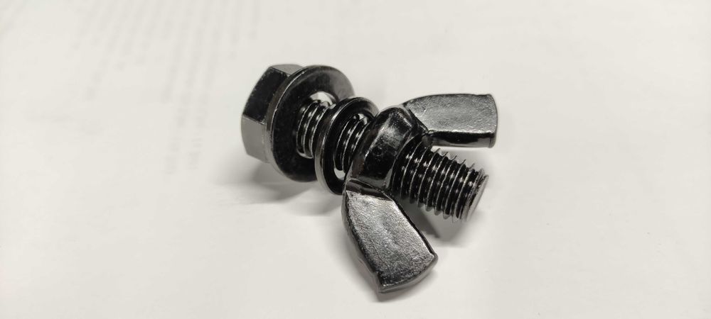 100 szt. - Śruba M12 40mm 4.8 - zestaw z motylem