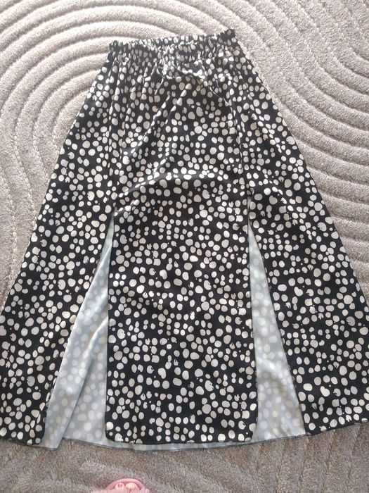 Spódnica z rozcięciem