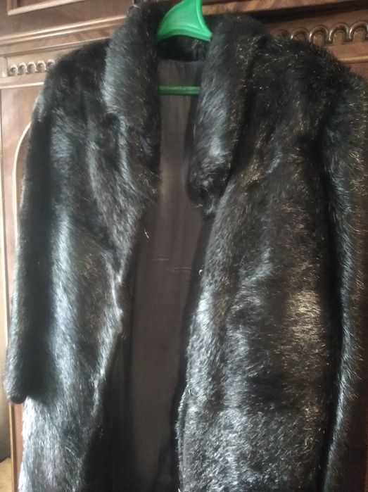 Шуба нутрия натуральная черная