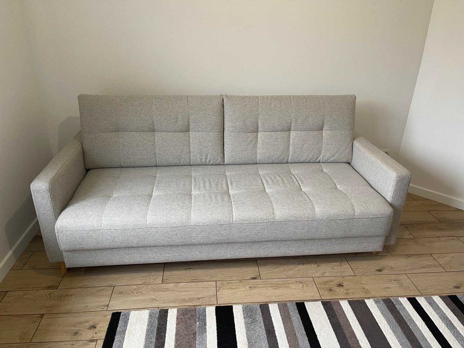 диван для вітальні