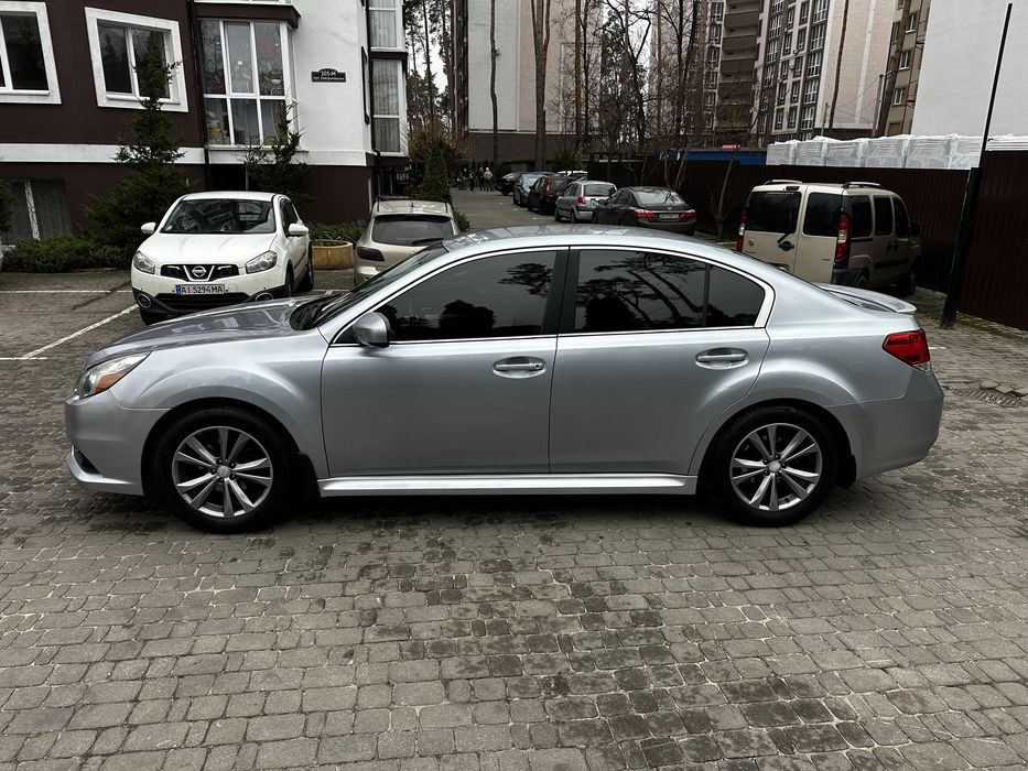 Subaru Legacy 2012